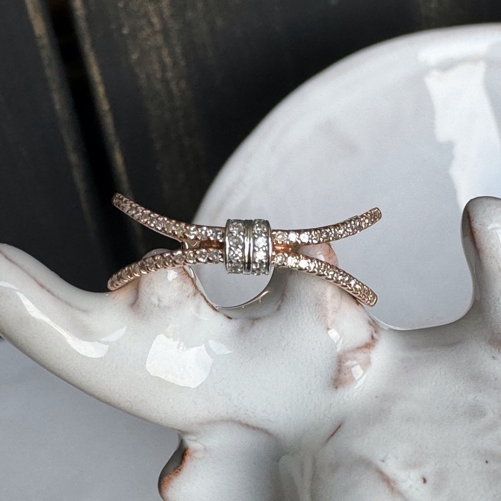 14RG Split Shank Pave’ Diamond Ring